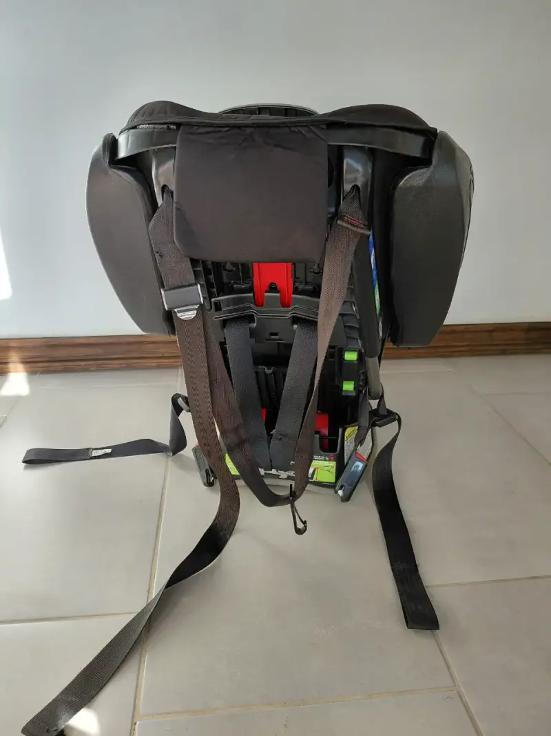 Silla de auto para bebé Britax - 3