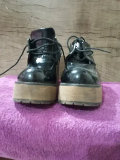 Tacones elegantes - miniatura 3