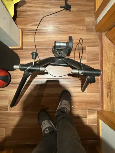 Rodillo de entrenamiento para bicicleta - miniatura 2
