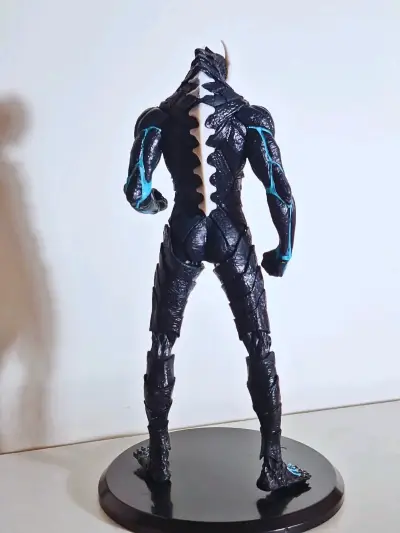 Figura de acción Kaiju No. 8 - miniatura 2