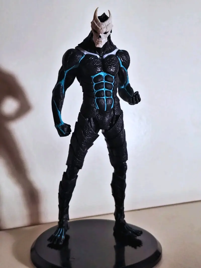 Figura de acción Kaiju No. 8 - 4