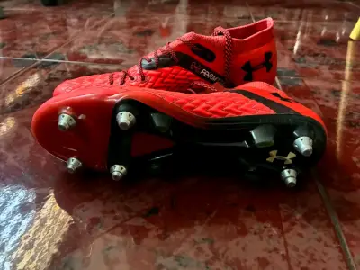 Zapatillas deportivas rojas - miniatura 2