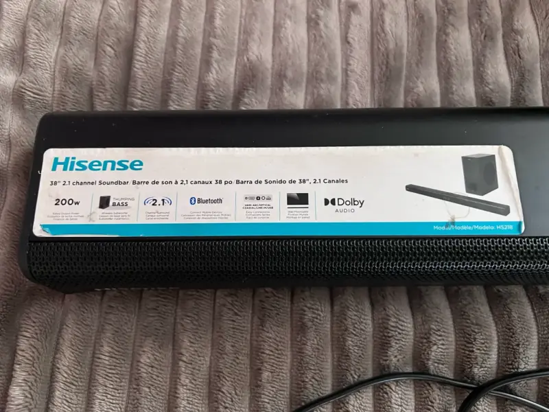 Barra de sonido Hisense con subwoofer + barra smng - 2