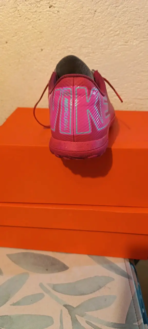 Zapatillas deportivas - 2