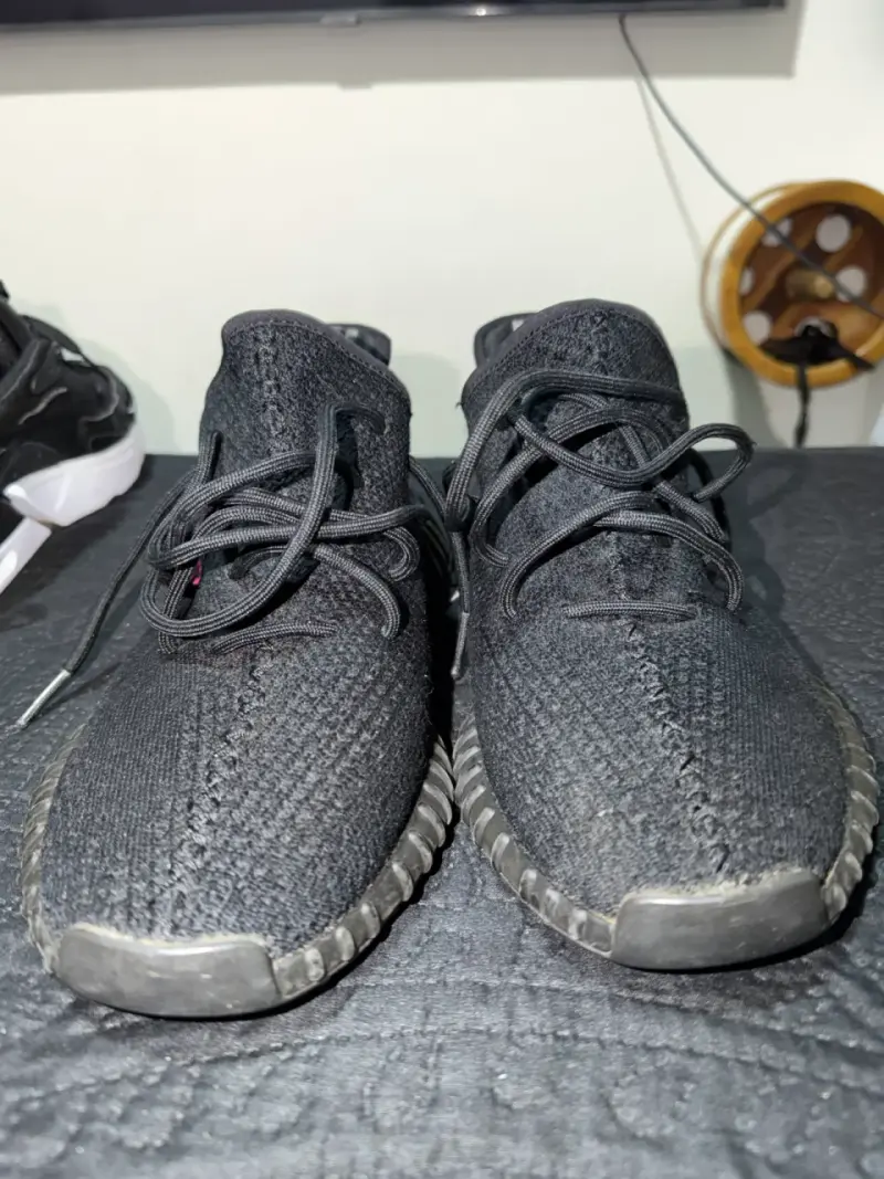 Yeezy 350 v2 - 4