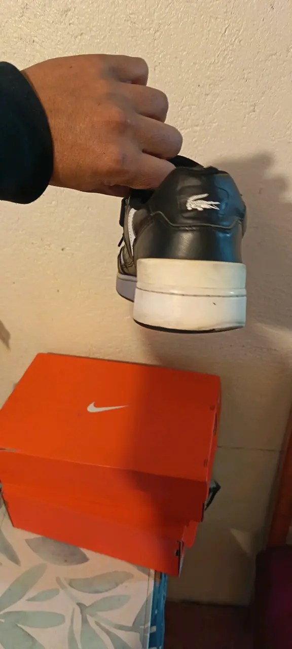Zapatillas negras Lacoste - 4