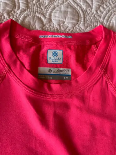 Polera deportiva rosada Columbia - miniatura 2