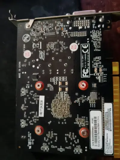 Tarjeta gráfica GTX 1650 GDDR5 4GB - miniatura 1