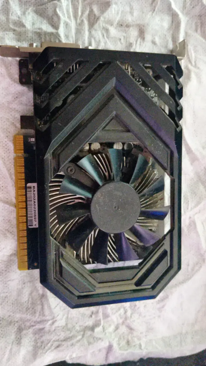 Tarjeta gráfica GTX 1650 GDDR5 4GB - 3