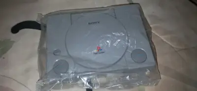 Sony PlayStation 1 - miniatura 4