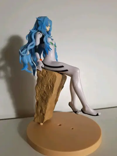 Figura de colección evanegelion - miniatura 4