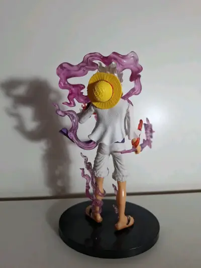 Figura de colección niña luffy - miniatura 3