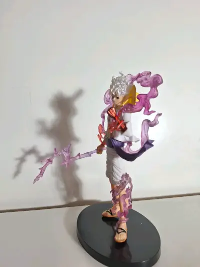 Figura de colección niña luffy - miniatura 4