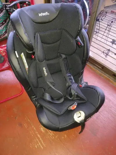 Silla de auto Infanti negra - miniatura 2