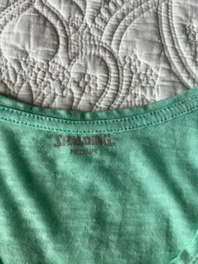 Polera deportiva verde claro - miniatura 2