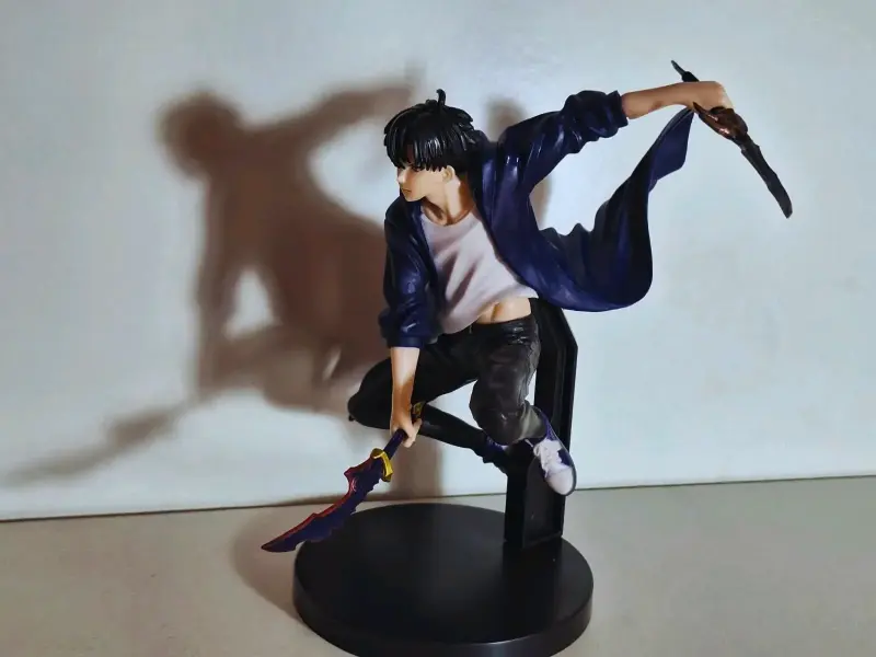 Figura Sung Jinwoo de colección - 3