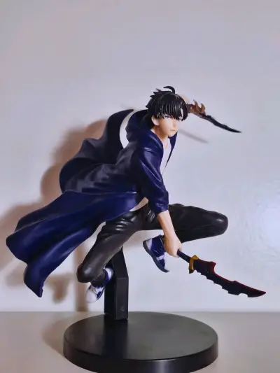 Figura Sung Jinwoo de colección - miniatura 5