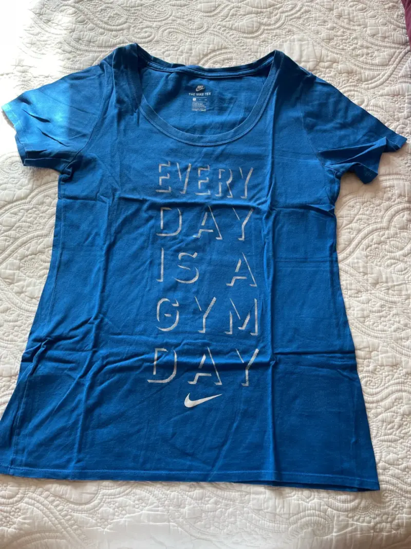 Polera azul Nike deportiva - 1