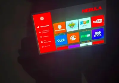 Proyector portátil Nebula con accesorios - miniatura 5