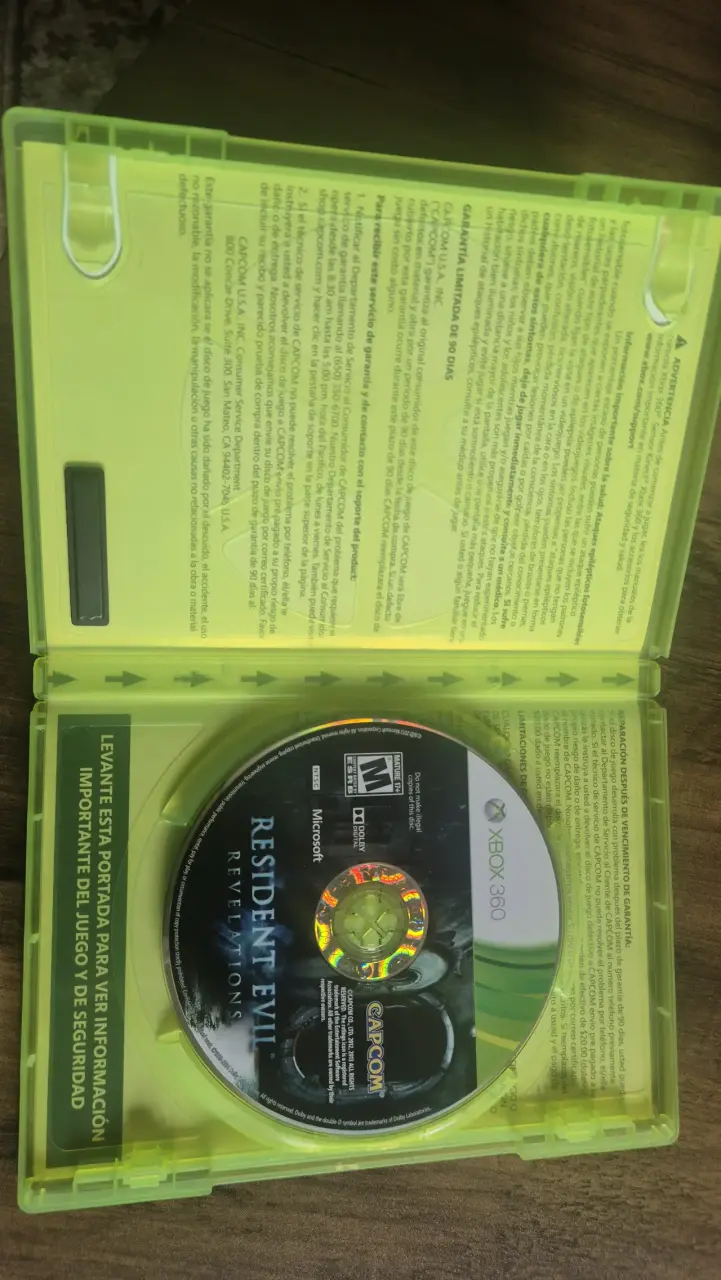 Resident Evil Revelations - Xbox 360 - 2