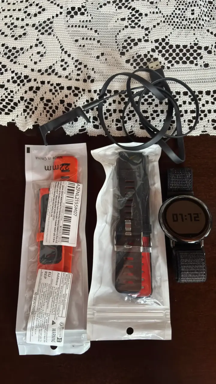 Amazfit pace, Reloj inteligente con accesorios