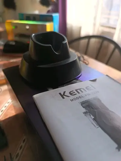 Máquina cortapelo Kemei profesional - miniatura 4