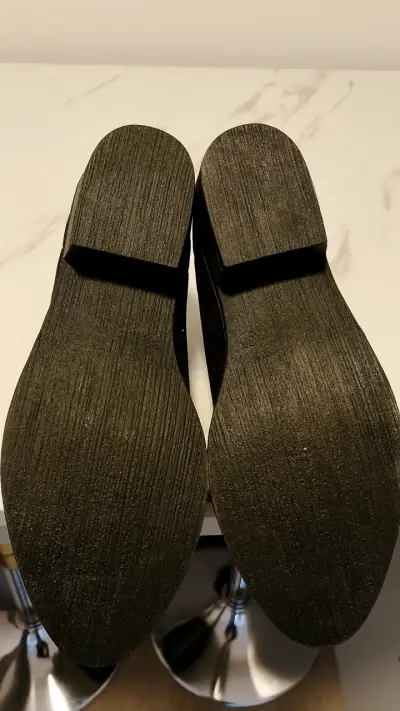 Zapatos negros con cierre frontal - miniatura 4