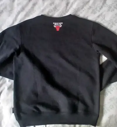 Polerón negro Bulls NBA - miniatura 4