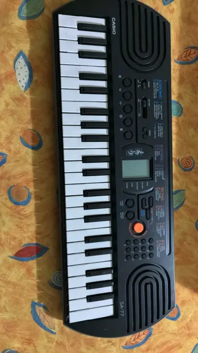 Teclado electrónico Casio SA-77 - miniatura 2