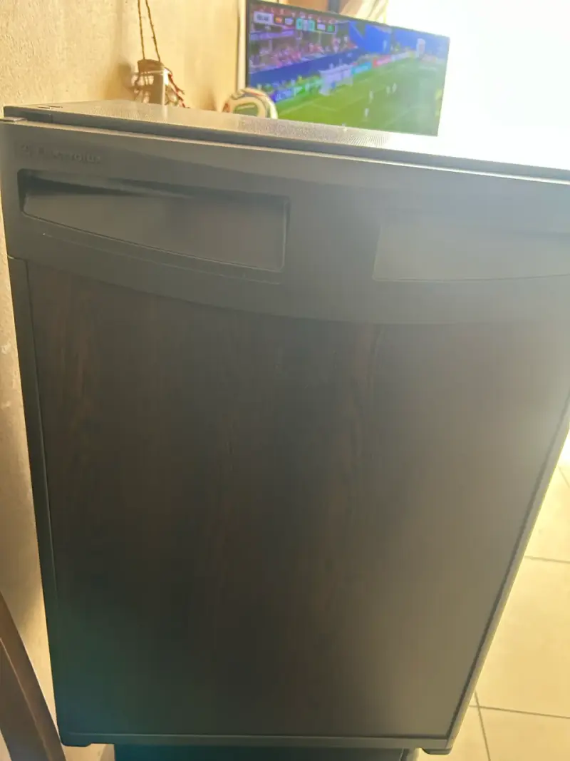 Refrigerador pequeño negro - 5