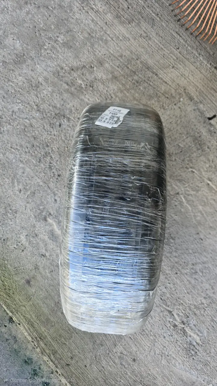 Neumático Pirelli 225/55 R17 - 3