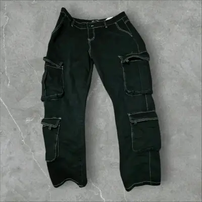 Pantalones cargo negros - miniatura 1