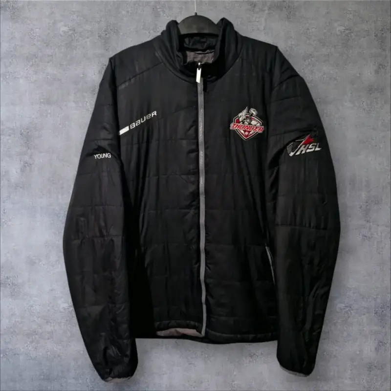 Chaqueta negra con logotipo - 1
