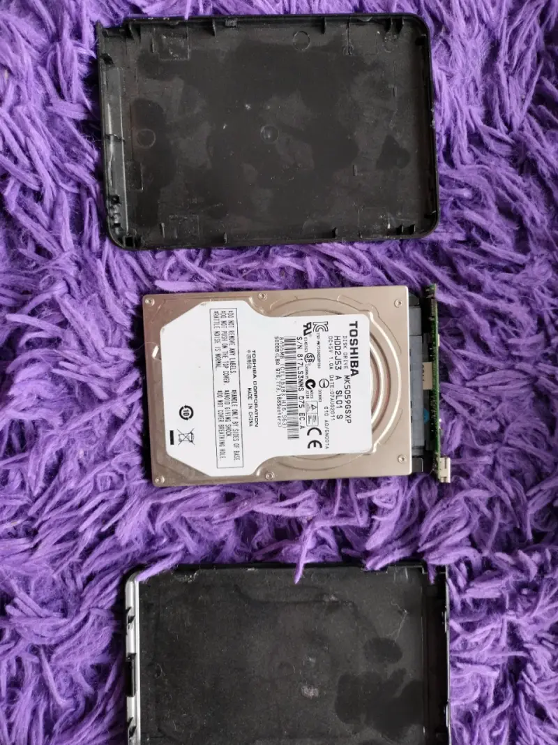 Disco duro Toshiba 500GB - 1