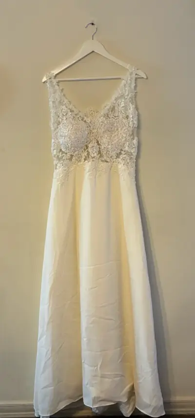 Vestido de novia encaje - miniatura 2