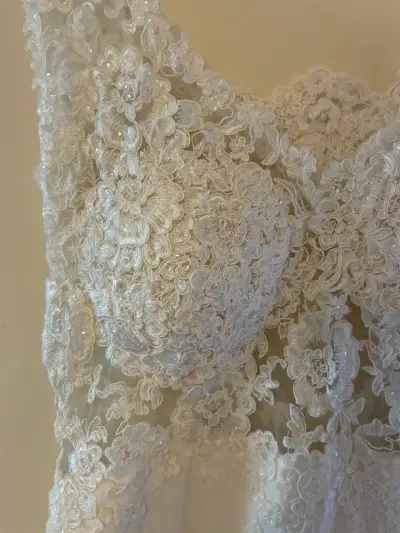 Vestido de novia encaje - miniatura 4