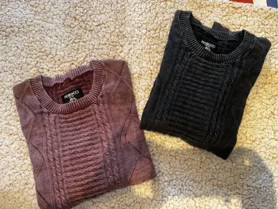 Set de sweaters Fiorucci morados y negros - miniatura 1