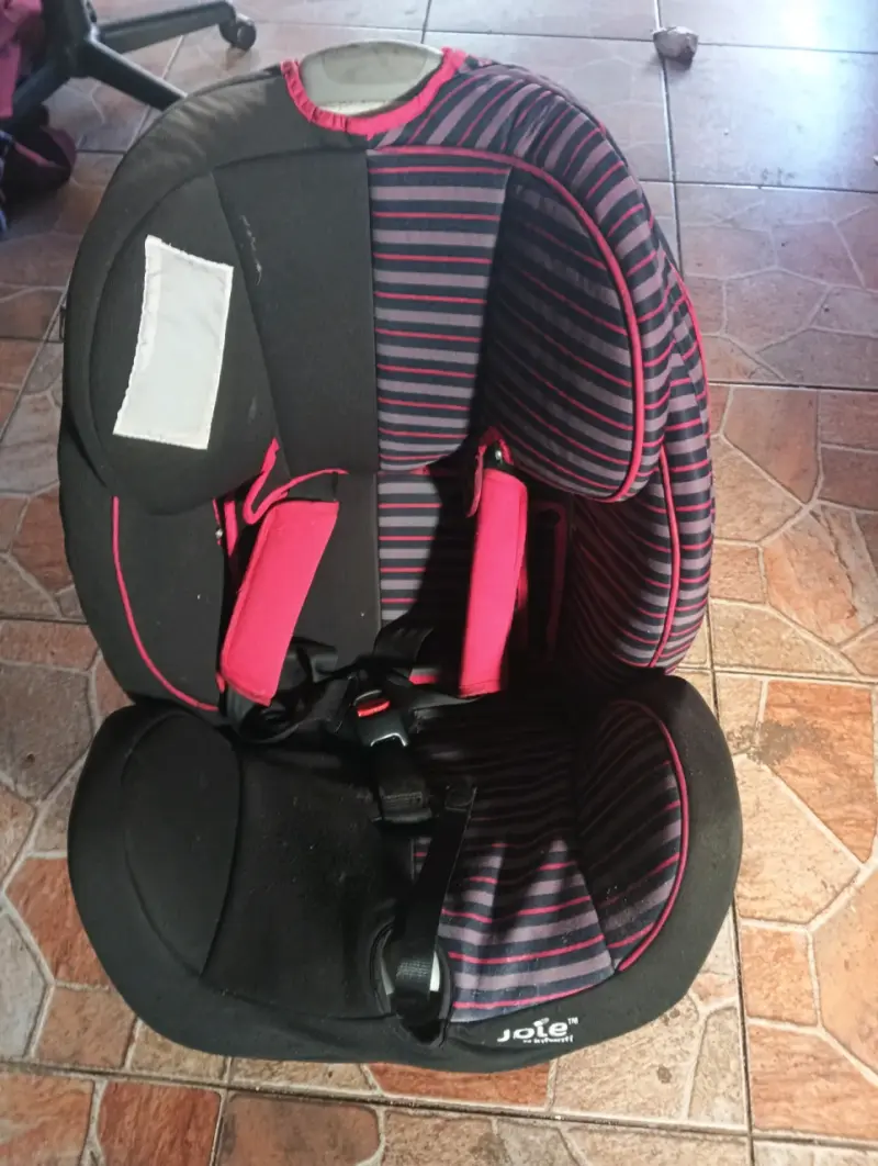 Silla de auto Joie para bebé - 1