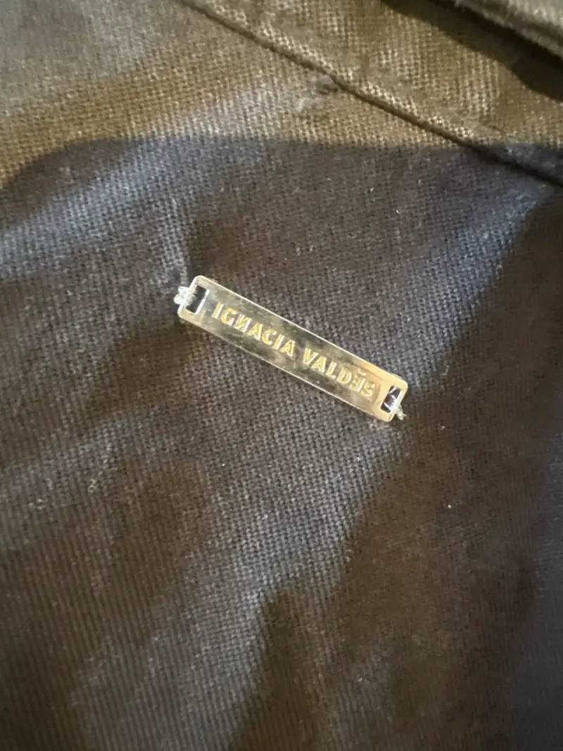 Chaqueta negra con detalles de encaje - 5
