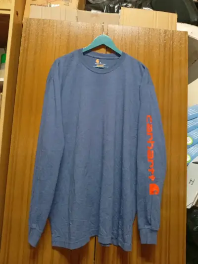 Polera casual mangas largas color gris - miniatura 1
