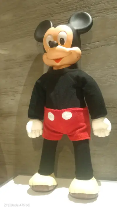 MARCHING MICKEY MOUSE AÑO 1975 - miniatura 5