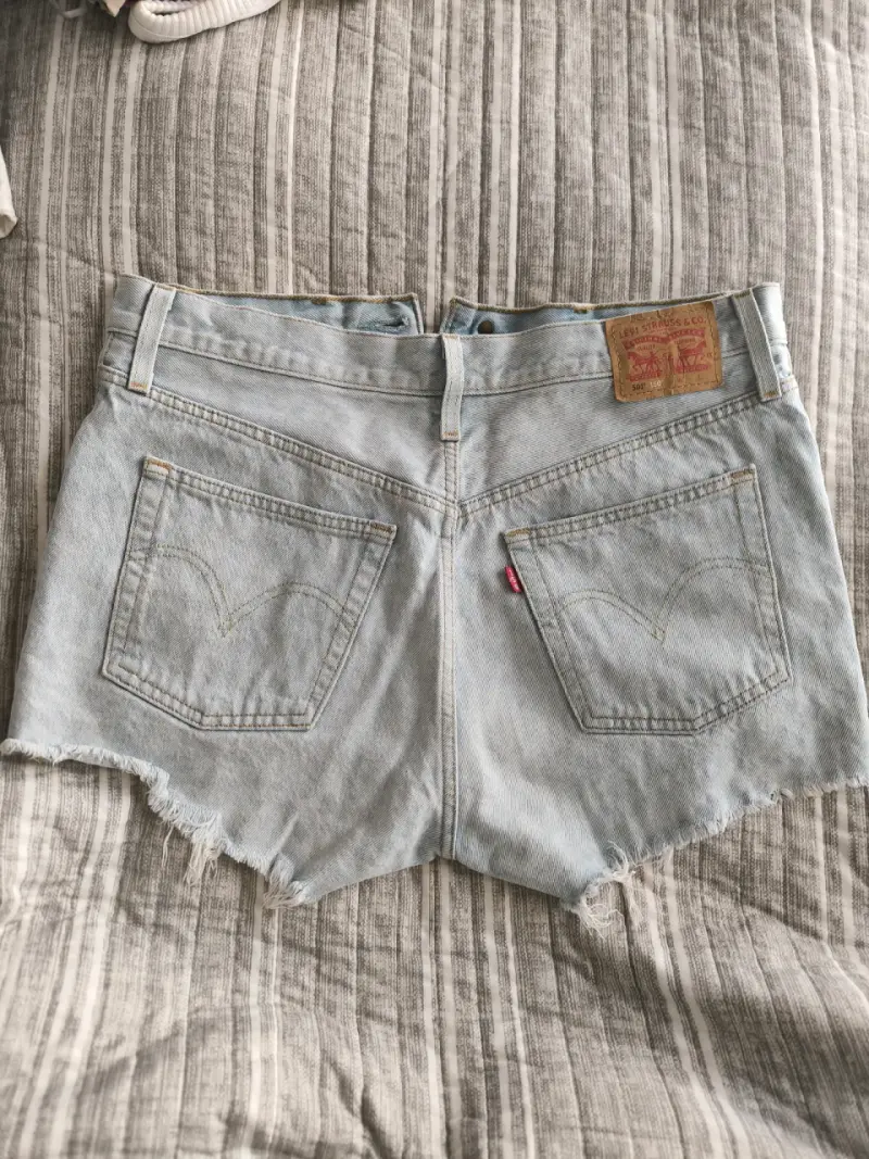 Shorts de jeans desgastados - 2