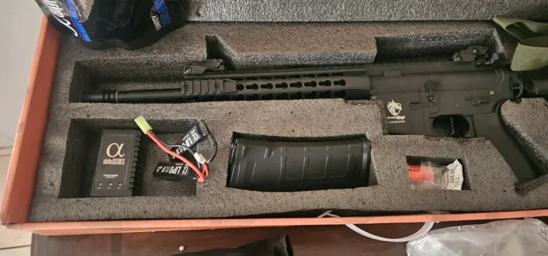 Réplica de rifle airsoft en estuche - 3