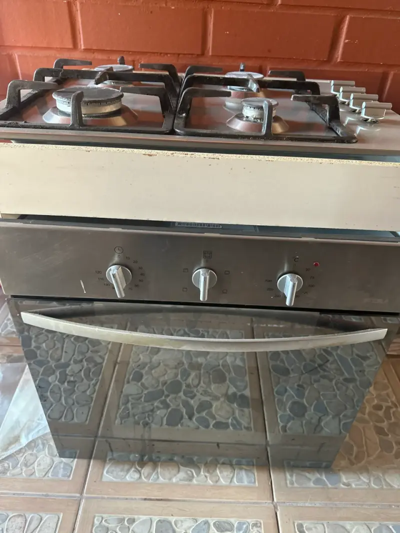 Cocina empotrada con horno - 1