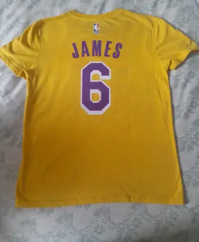 Polera amarilla Lakers #6 - miniatura 2
