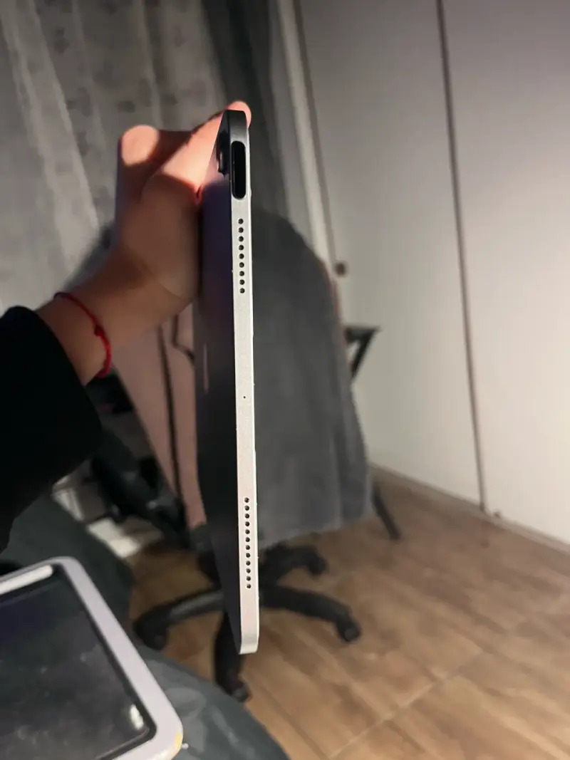 iPad Air 5ta generación 256gbcolor gris - 3