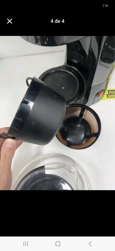 Cafetera eléctrica negra - miniatura 1