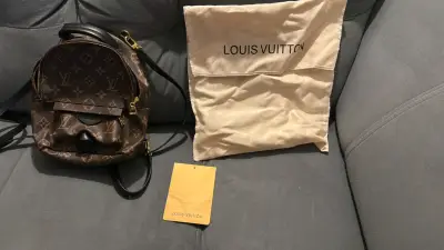 Mochila Louis Vuitton monograma - miniatura 1