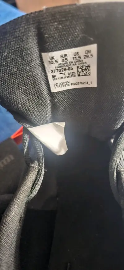 Zapatillas negras deportivas - miniatura 1