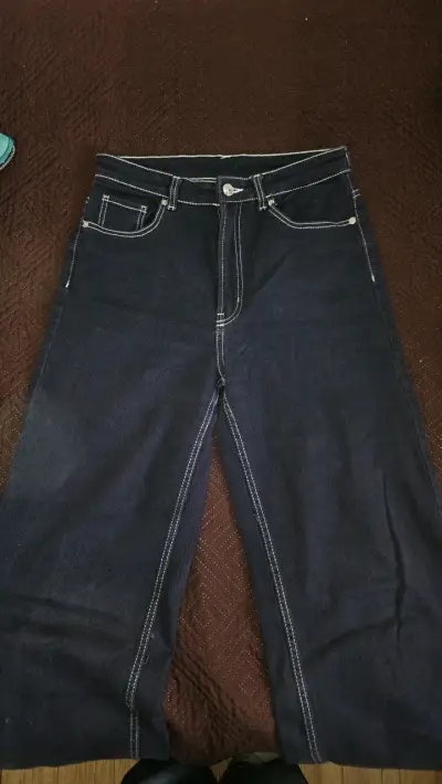 Jeans azul oscuro para hombre - miniatura 1